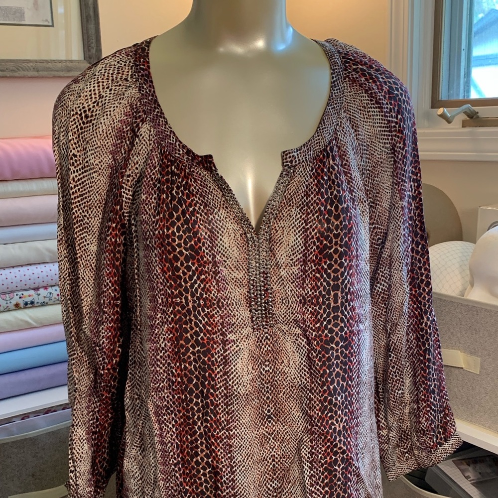 Snake print tunic/blouse. Size medium